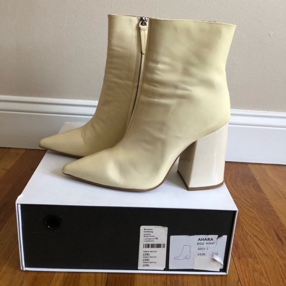 Alias Mae Ahara Patent Leather Bootie in Beige Patent 39 EU / 8 US - Picture 3 of 7